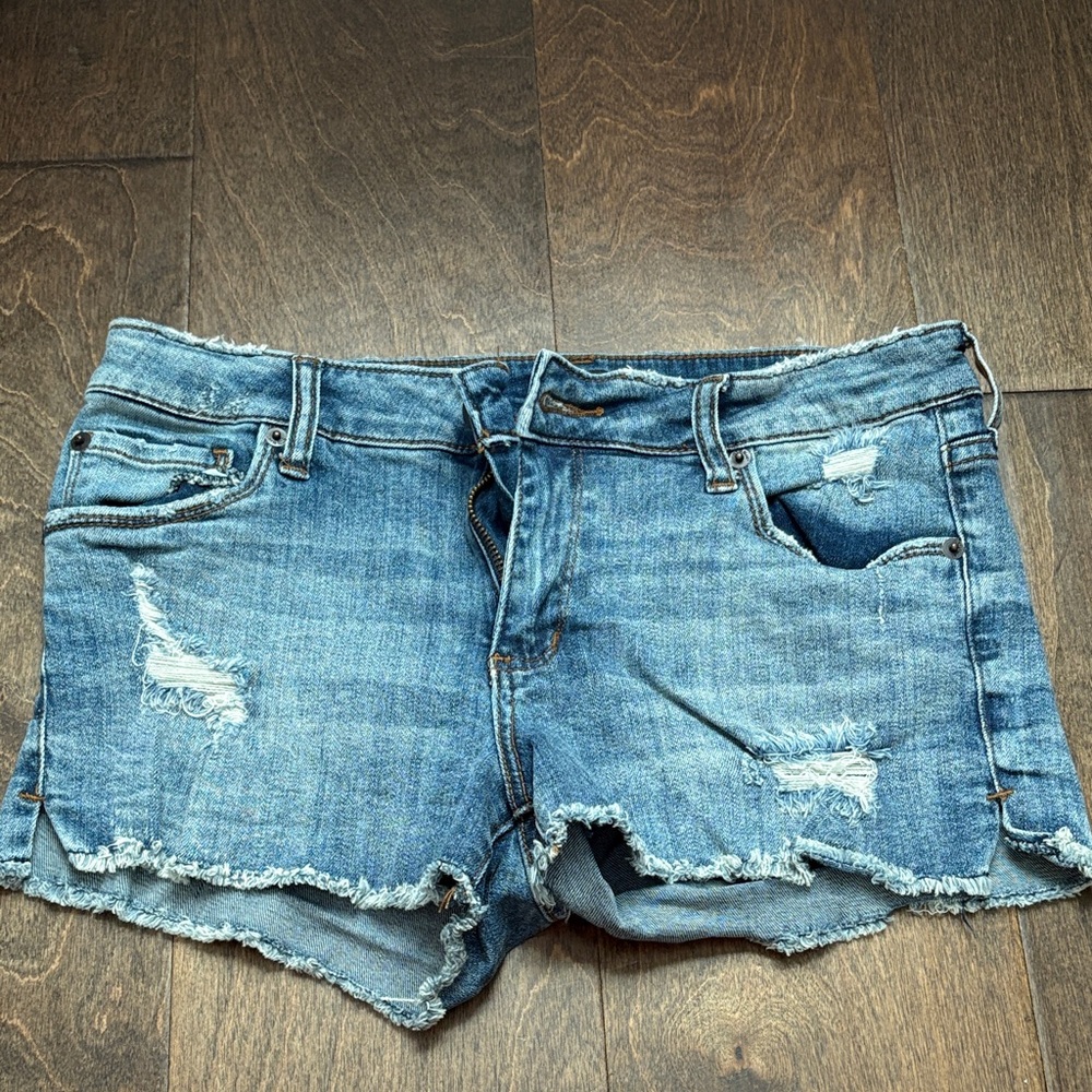 STS Blue Women's Frayed Hem Jean Shorts
